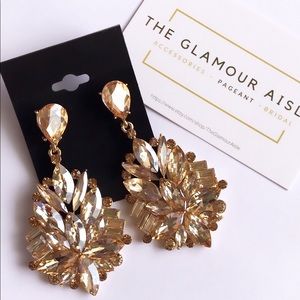 Golden crystal drop earrings ✨ pageant Prom Bridal